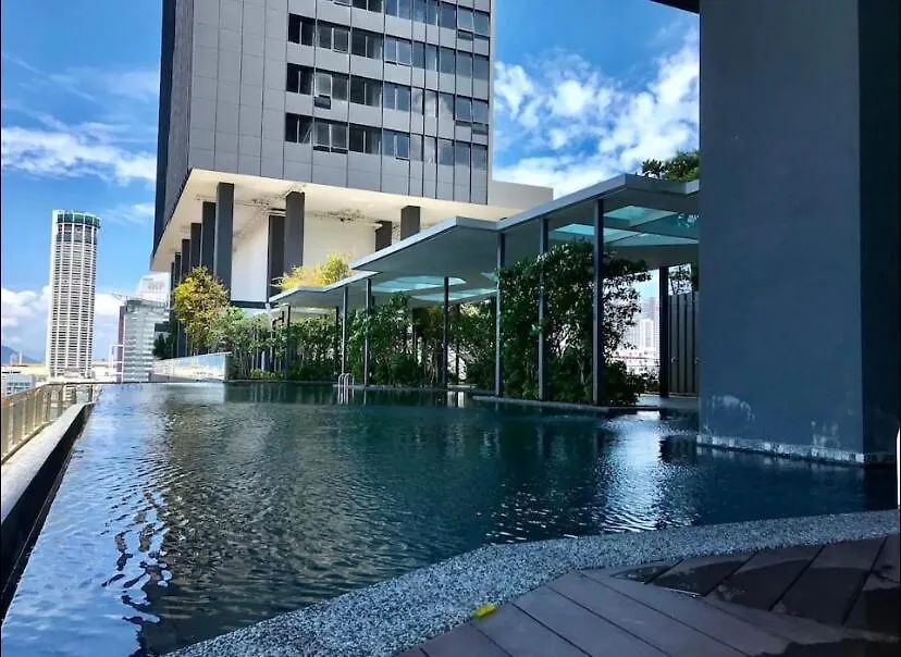 Tropicana 218 Macalister #Softcreamy #Infinitypool #7Pax #3Br2Bath #Quality Well Maintained #Private Host George Town 0*,