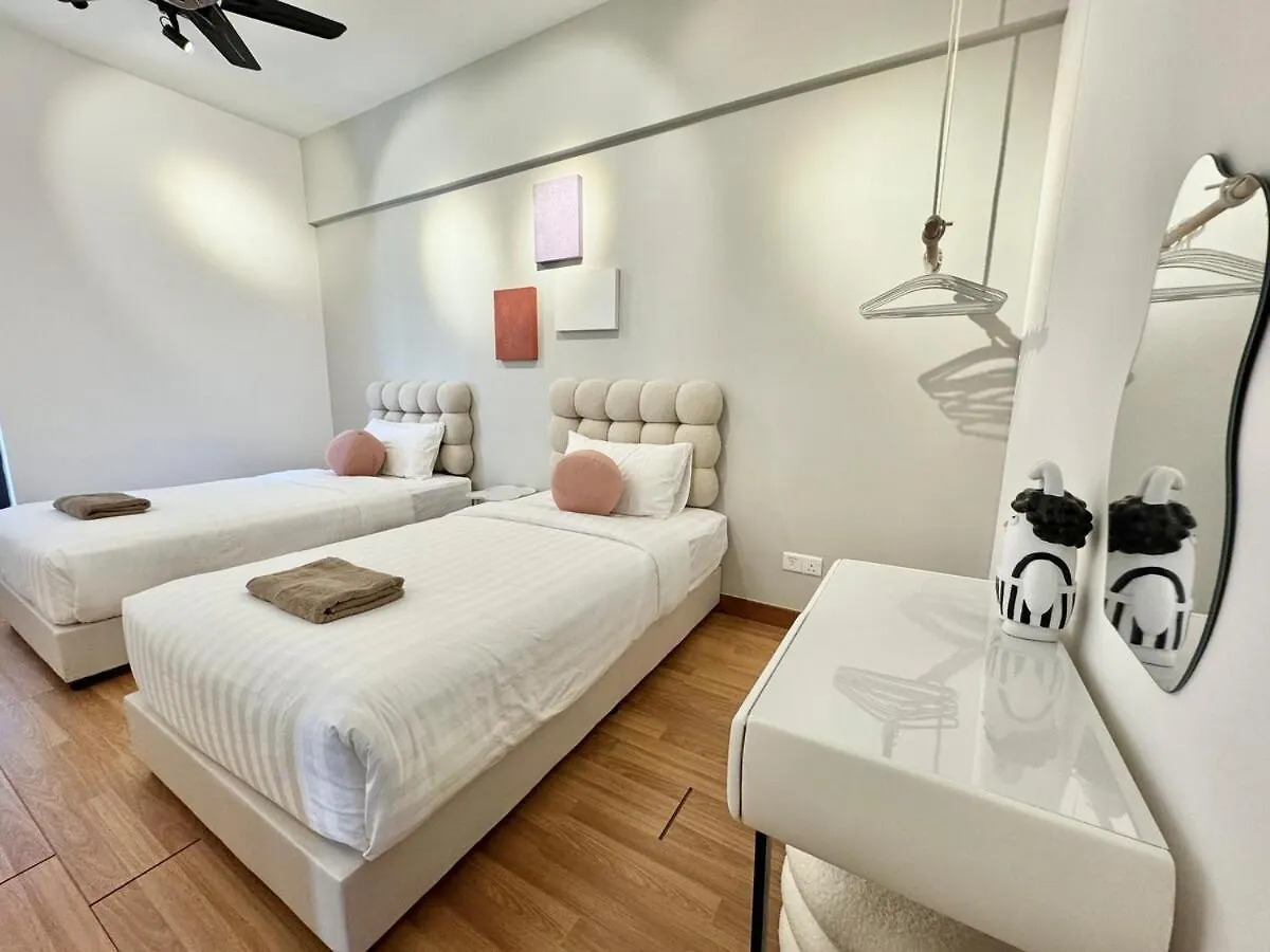Tropicana 218 Macalister #Softcreamy #Infinitypool #7Pax #3Br2Bath #Quality Well Maintained #Private Host George Town Malaysia